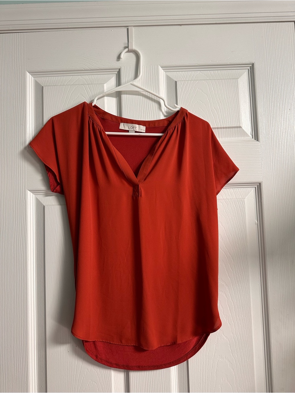 LOFT Orange-Red Short Sleeve Split V-Neck Blouse